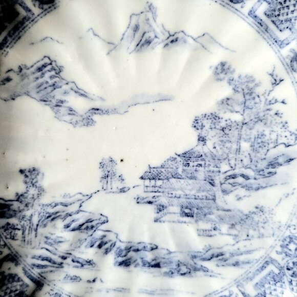 Antique Blue and White Chinese Porcelain Bowl With Mountain and Pagoda Design - Picture 2 of 7